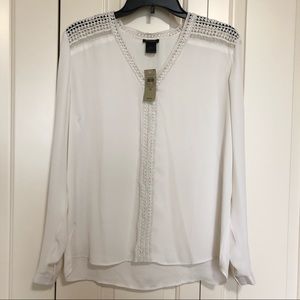 NWT Ann Taylor White Crochet Blouse Size M